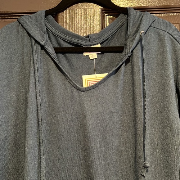 LuLaRoe Eliza - Large - Picture 3 of 14